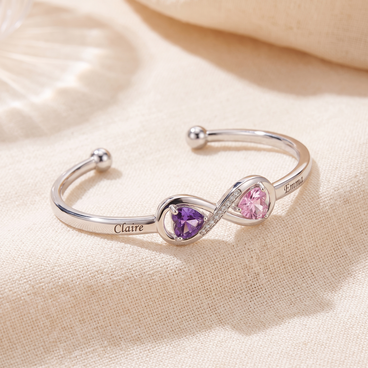 The engraved infinity bangle in silver